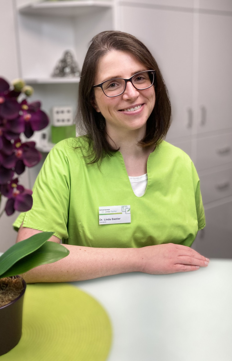 Zahnarztpraxis Dr. Linda Franck & Kollegen Unser Team